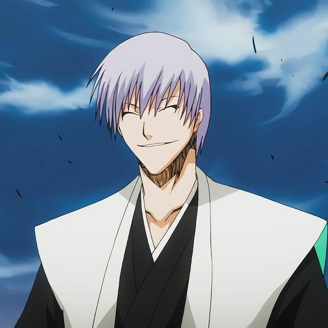 Gin Ichimaru former 3rd Division Captain wielding Shinso